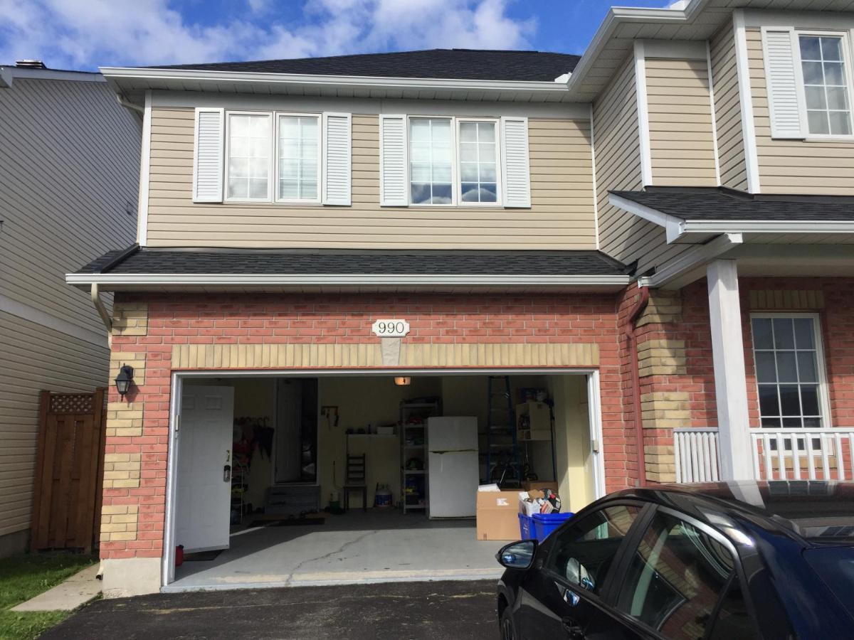 Self Check-In Spacious Apartment With Full Kitchen オタワ エクステリア 写真